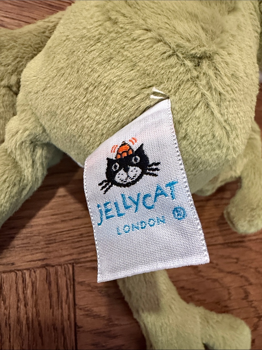 Jellycat - Finnegan Frog (Retired) - Picture 4 of 4
